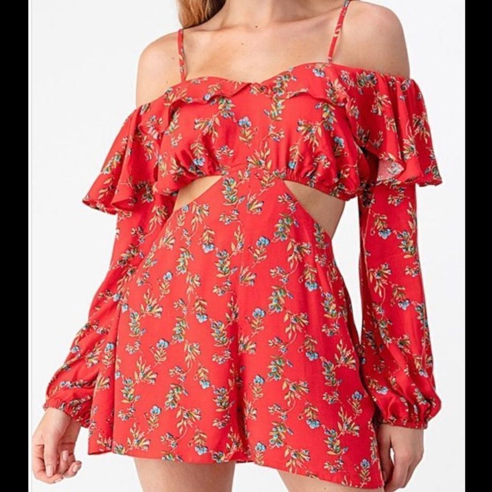 The sang floral romper size small